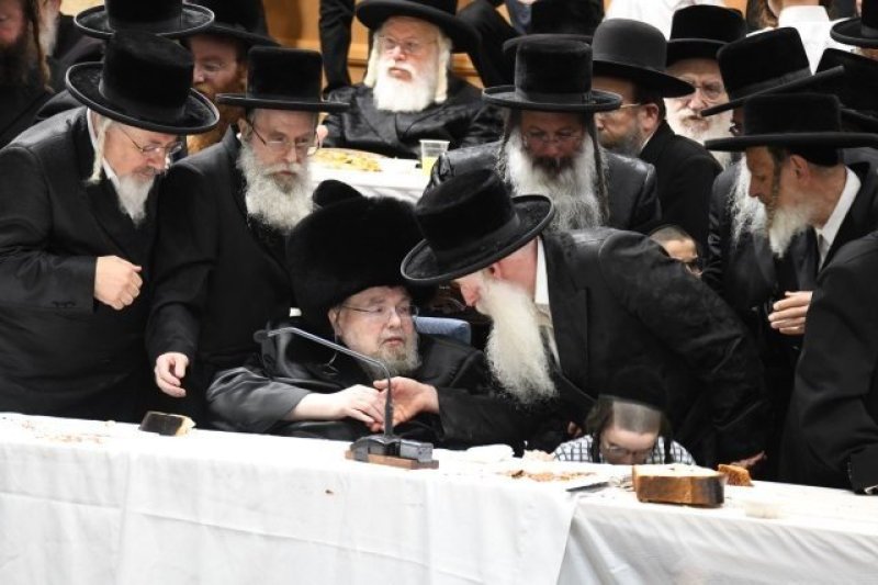 אנשיל בעק וא.מ.ש