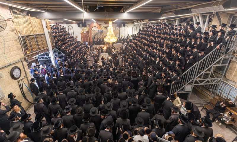 ההדלקות בפינסק קרלין: חמישה נינים וסיום הזוהר | תיעוד מסכם