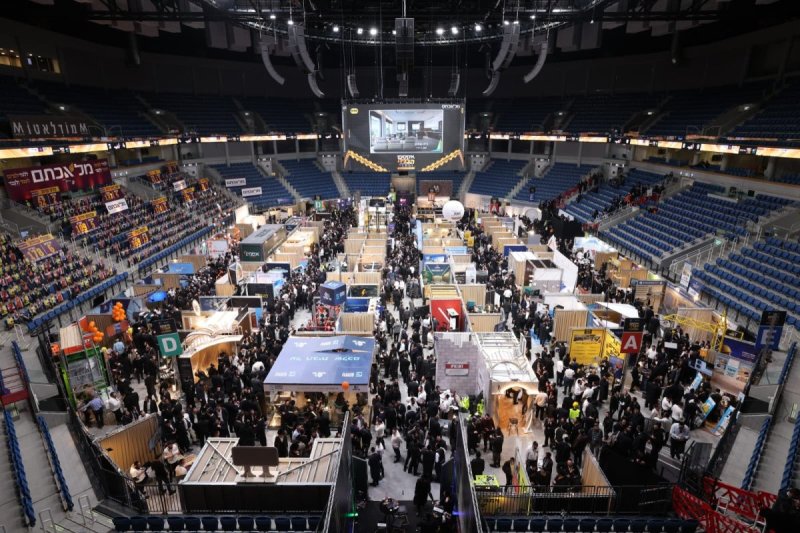 יעקב נחומי, אריאל אוחנה, אברהם כהן