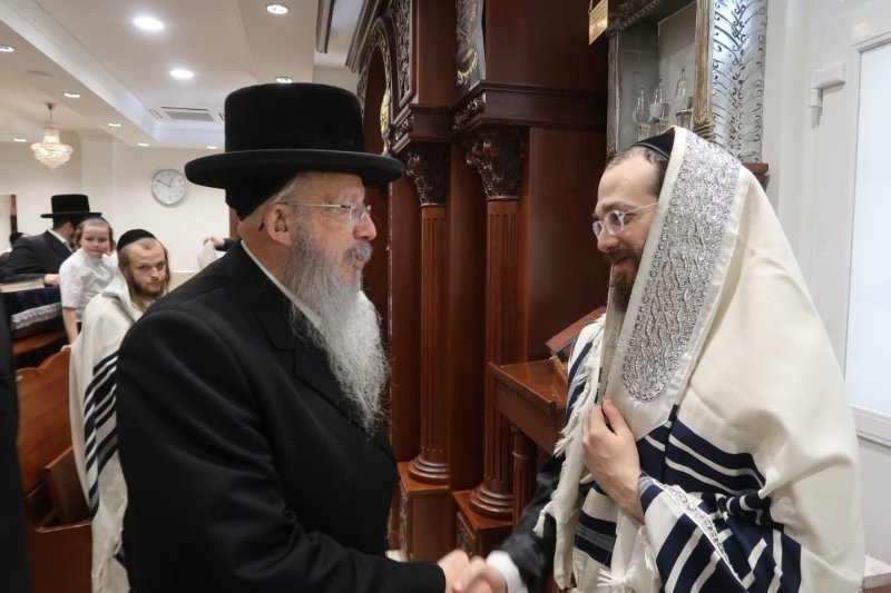 באדיבות המצלם
