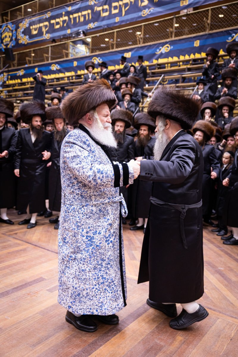 באדיבות המצלם