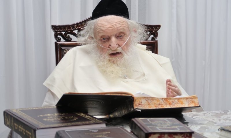 נדיר: פוסק הדור יערוך עבורכם 'מי שברך' בעליית 'עשרת הדברות'