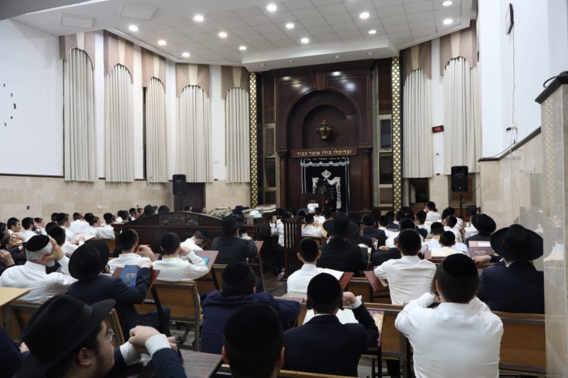 באדיבות המצלם