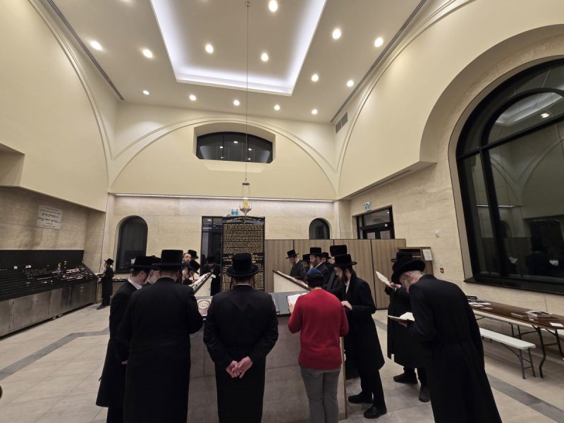 באדיבות המצלם