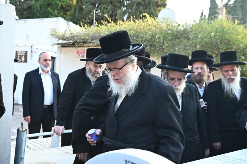 שוקי לרר