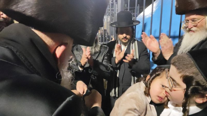 באדיבות המצלם