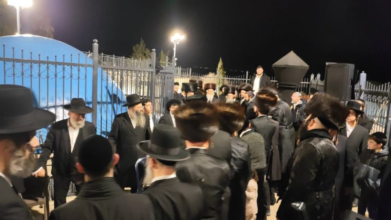 באדיבות המצלם