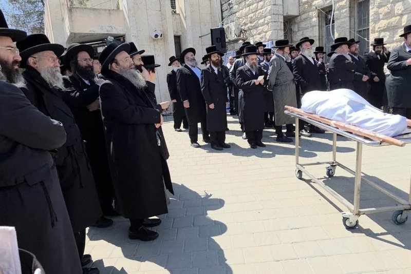 באדיבות המצלם