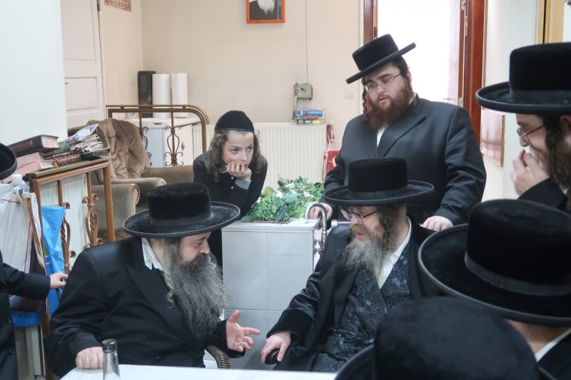 משה קאהן ומ.א. נוימן