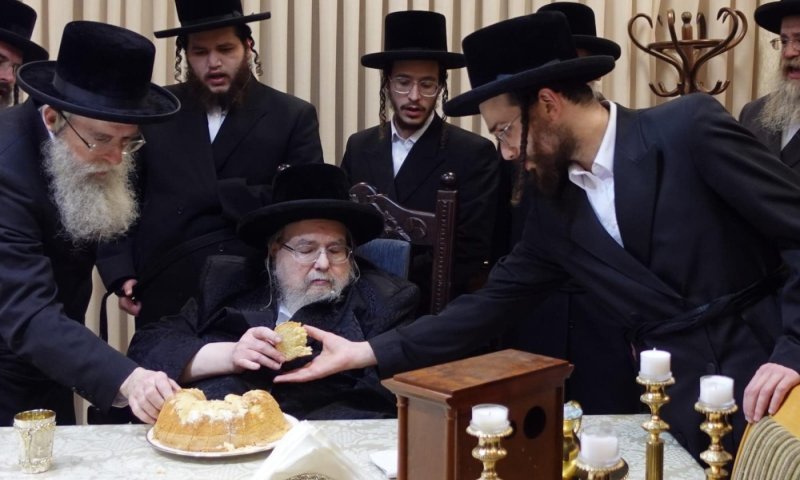 קידוש לנינה בבעלזא • כל אירועי וזמני שבת קבלת התורה