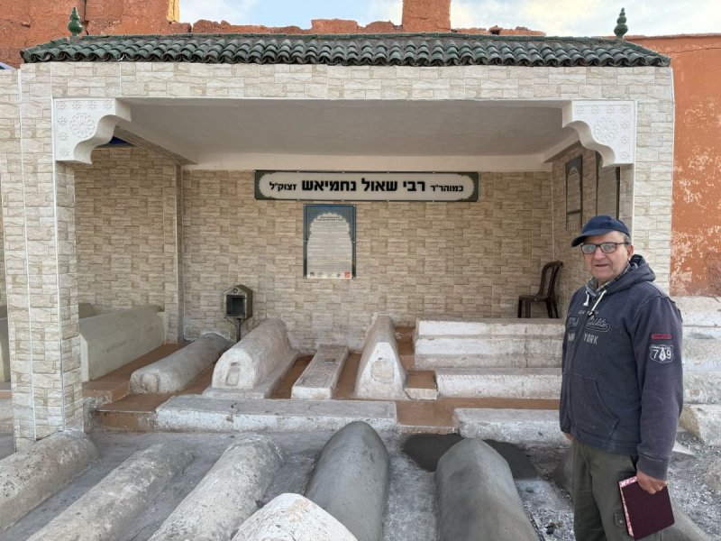 באדיבות המצלם