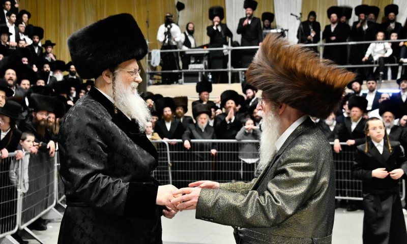 שמחת החתונה הגדולה במודז'יץ – קרית צאנז - האלמין