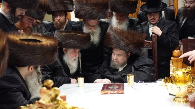 אנשיל בעק וא.מ.ש