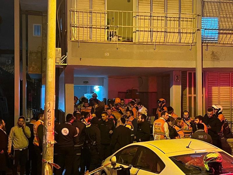 בחדרי חרדים