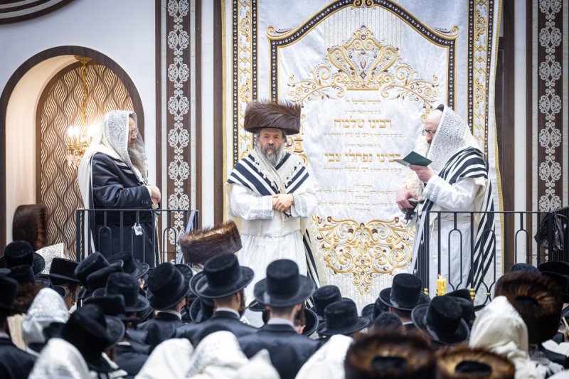 האחים לאנטשעווסקי ואייזיק ג.