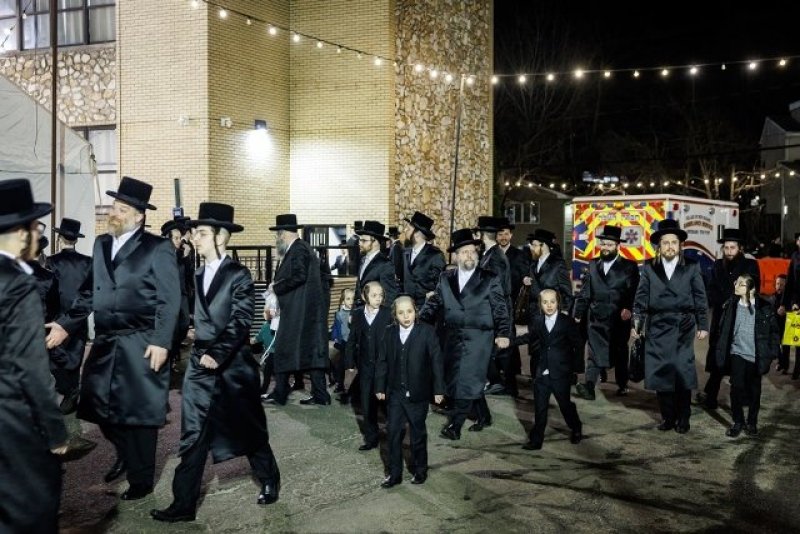 האחים לאנטשעווסקי, יוסי גולדברגר, אברומי בלום