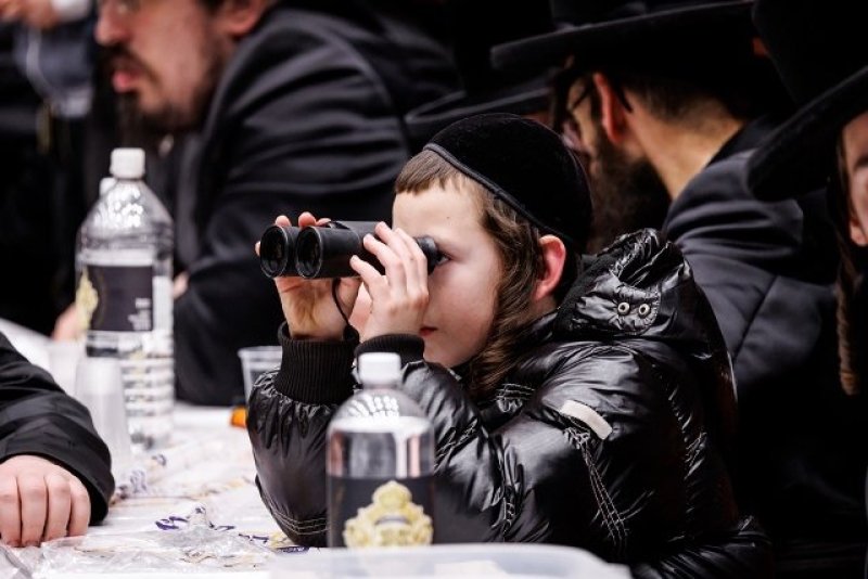 האחים לאנטשעווסקי, יוסי גולדברגר, אברומי בלום