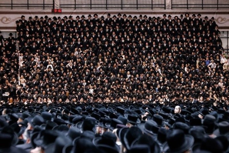 האחים לאנטשעווסקי, יוסי גולדברגר, אברומי בלום