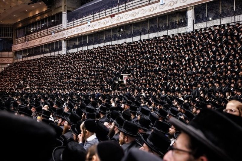 האחים לאנטשעווסקי, יוסי גולדברגר, אברומי בלום