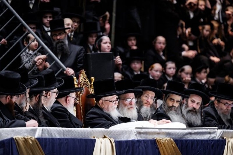 האחים לאנטשעווסקי, יוסי גולדברגר, אברומי בלום