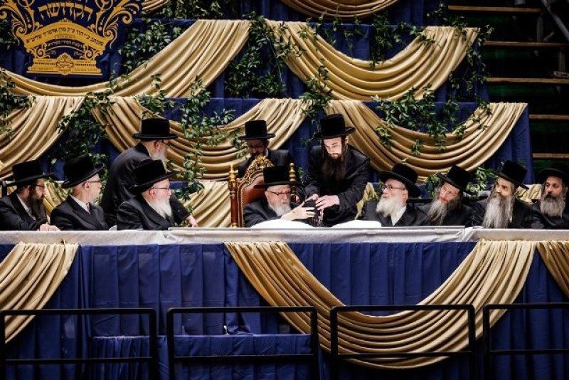 האחים לאנטשעווסקי, יוסי גולדברגר, אברומי בלום