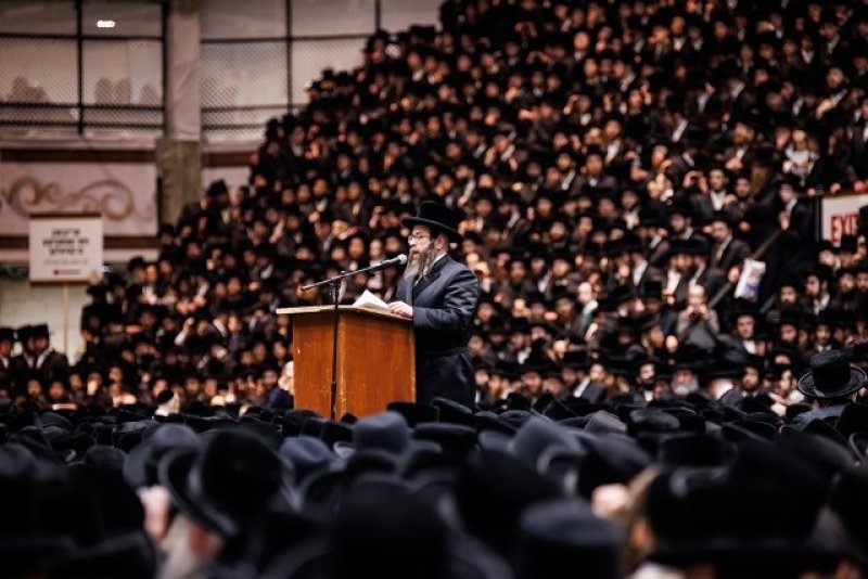 האחים לאנטשעווסקי, יוסי גולדברגר, אברומי בלום