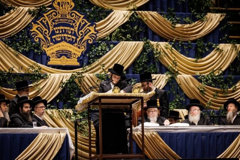 האחים לאנטשעווסקי, יוסי גולדברגר, אברומי בלום