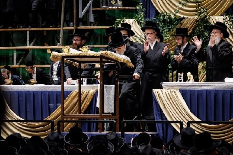 האחים לאנטשעווסקי, יוסי גולדברגר, אברומי בלום