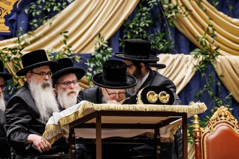 האחים לאנטשעווסקי, יוסי גולדברגר, אברומי בלום
