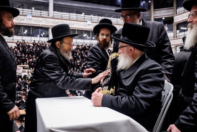 האחים לאנטשעווסקי, יוסי גולדברגר, אברומי בלום