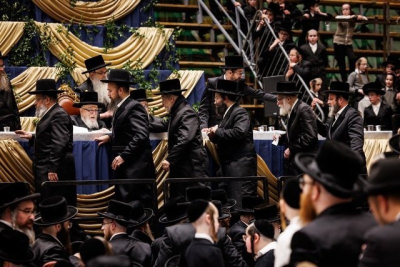 האחים לאנטשעווסקי, יוסי גולדברגר, אברומי בלום