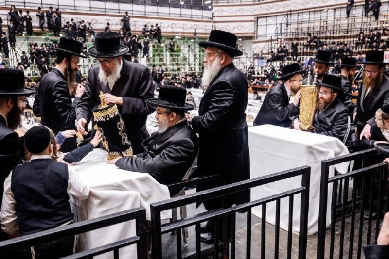 האחים לאנטשעווסקי, יוסי גולדברגר, אברומי בלום