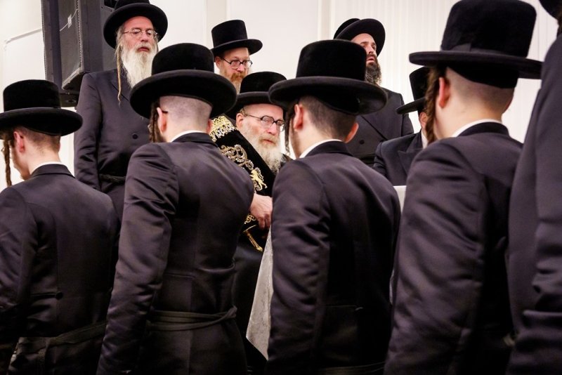 האחים לאנטשעווסקי, יוסי גולדברגר, אברומי בלום
