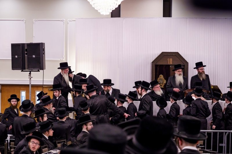 האחים לאנטשעווסקי, יוסי גולדברגר, אברומי בלום