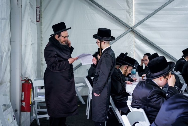 האחים לאנטשעווסקי, יוסי גולדברגר, אברומי בלום