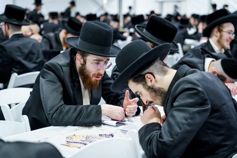 האחים לאנטשעווסקי, יוסי גולדברגר, אברומי בלום