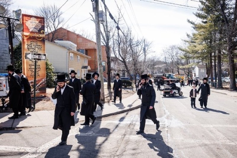 האחים לאנטשעווסקי, יוסי גולדברגר, אברומי בלום
