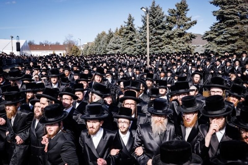 האחים לאנטשעווסקי, יוסי גולדברגר, אברומי בלום
