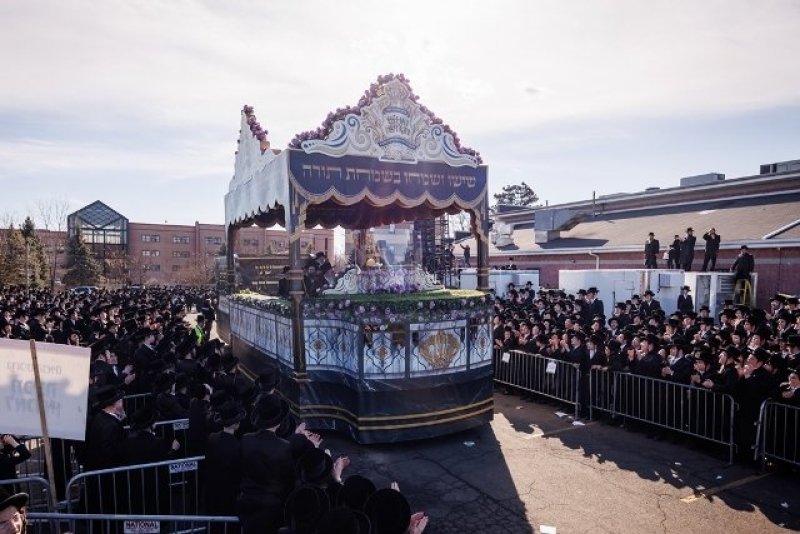 האחים לאנטשעווסקי, יוסי גולדברגר, אברומי בלום