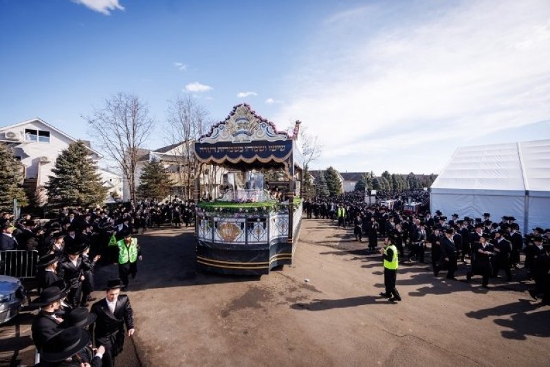 האחים לאנטשעווסקי, יוסי גולדברגר, אברומי בלום