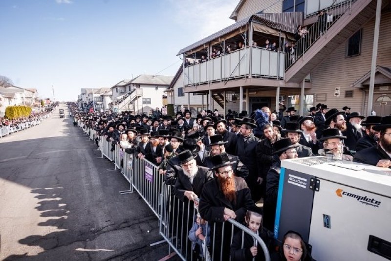 האחים לאנטשעווסקי, יוסי גולדברגר, אברומי בלום