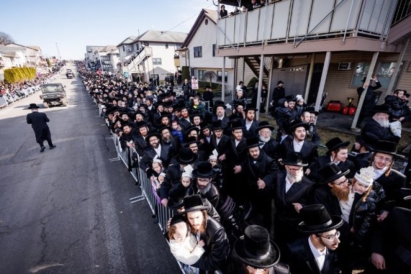 האחים לאנטשעווסקי, יוסי גולדברגר, אברומי בלום