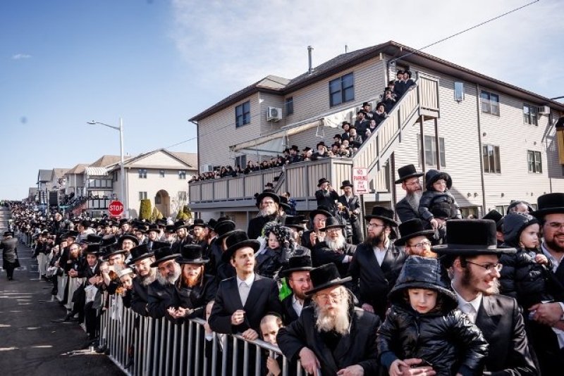 האחים לאנטשעווסקי, יוסי גולדברגר, אברומי בלום