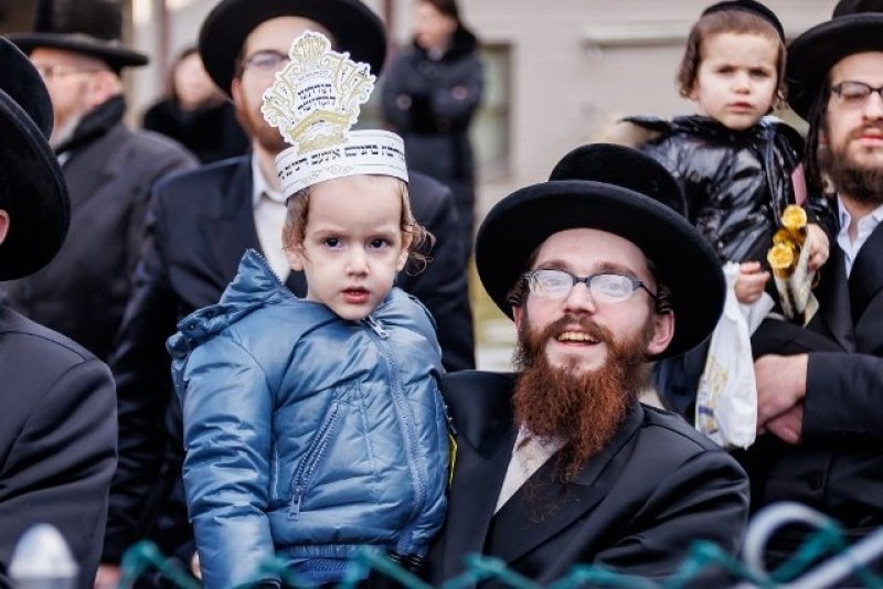 האחים לאנטשעווסקי, יוסי גולדברגר, אברומי בלום