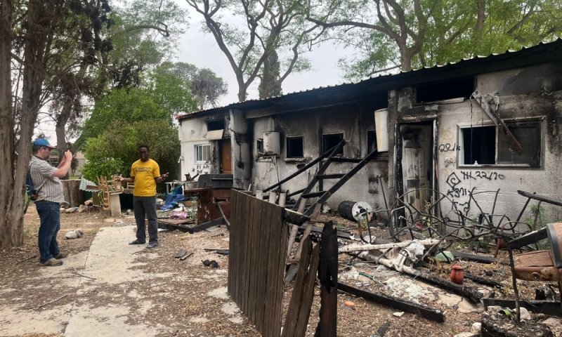 ה- BBC תשלם עשרות אלפי פאונד למשפחה ששרדה את ה-7 באוקטובר