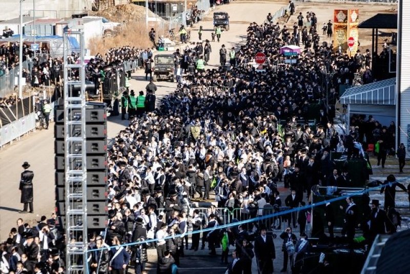 האחים לאנטשעווסקי, יוסי גולדברגר, אברומי בלום