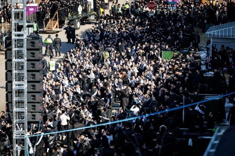 האחים לאנטשעווסקי, יוסי גולדברגר, אברומי בלום