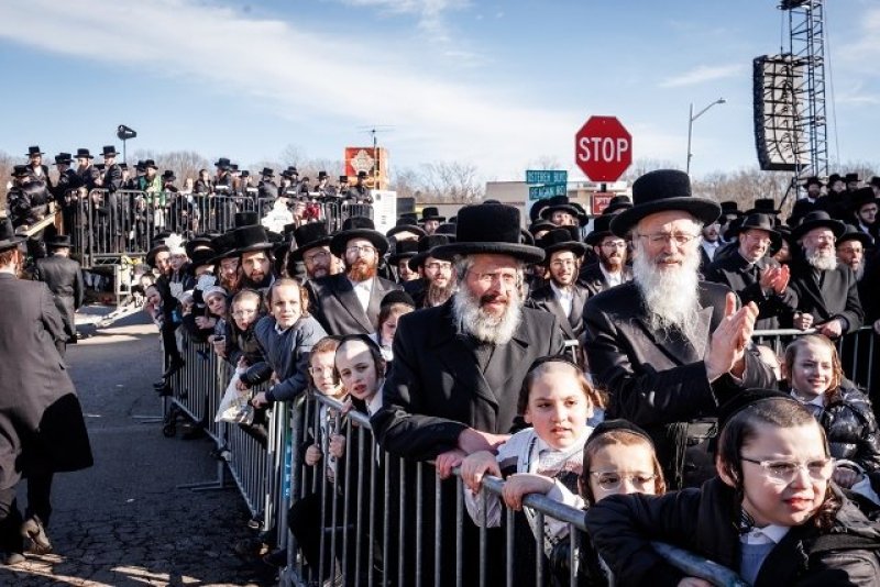 האחים לאנטשעווסקי, יוסי גולדברגר, אברומי בלום