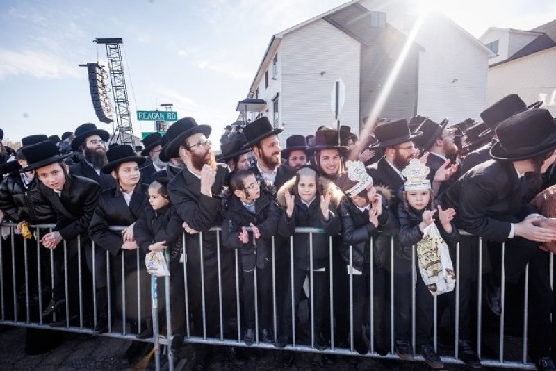 האחים לאנטשעווסקי, יוסי גולדברגר, אברומי בלום