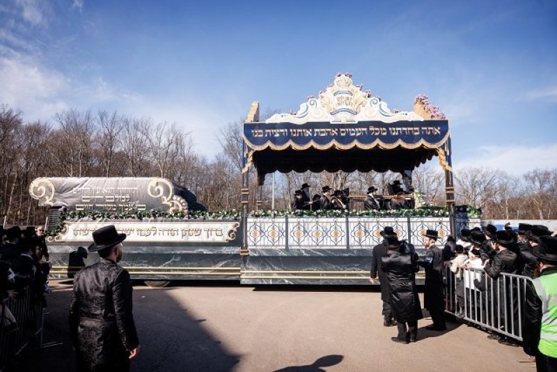האחים לאנטשעווסקי, יוסי גולדברגר, אברומי בלום